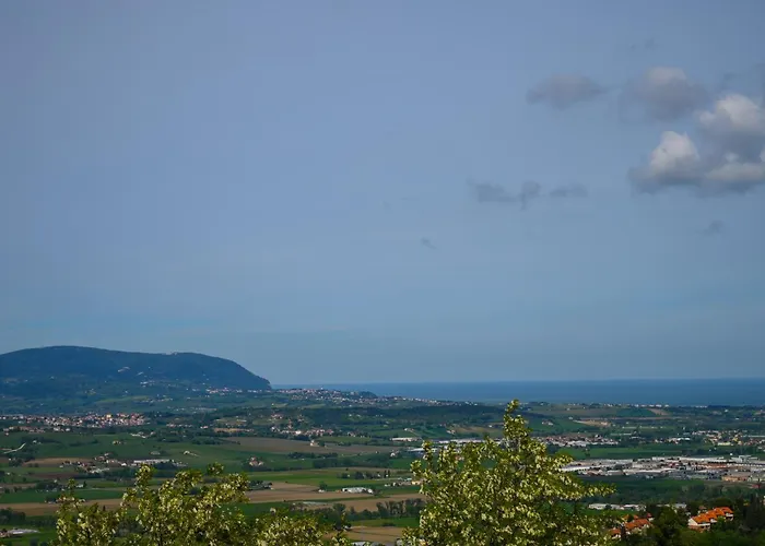 Recinatum 1296 Nocleg ze śniadaniem Recanati